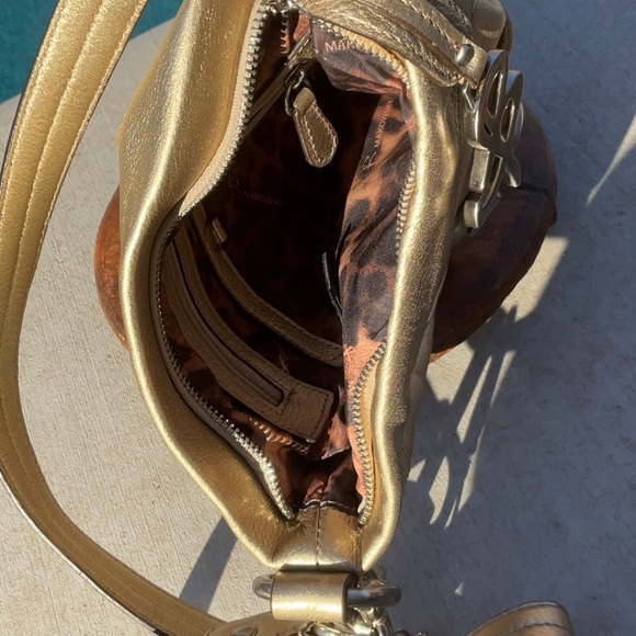 B. Makowsky Giamma Gold Pebbled Leather Crossbody - Picture 9 of 11